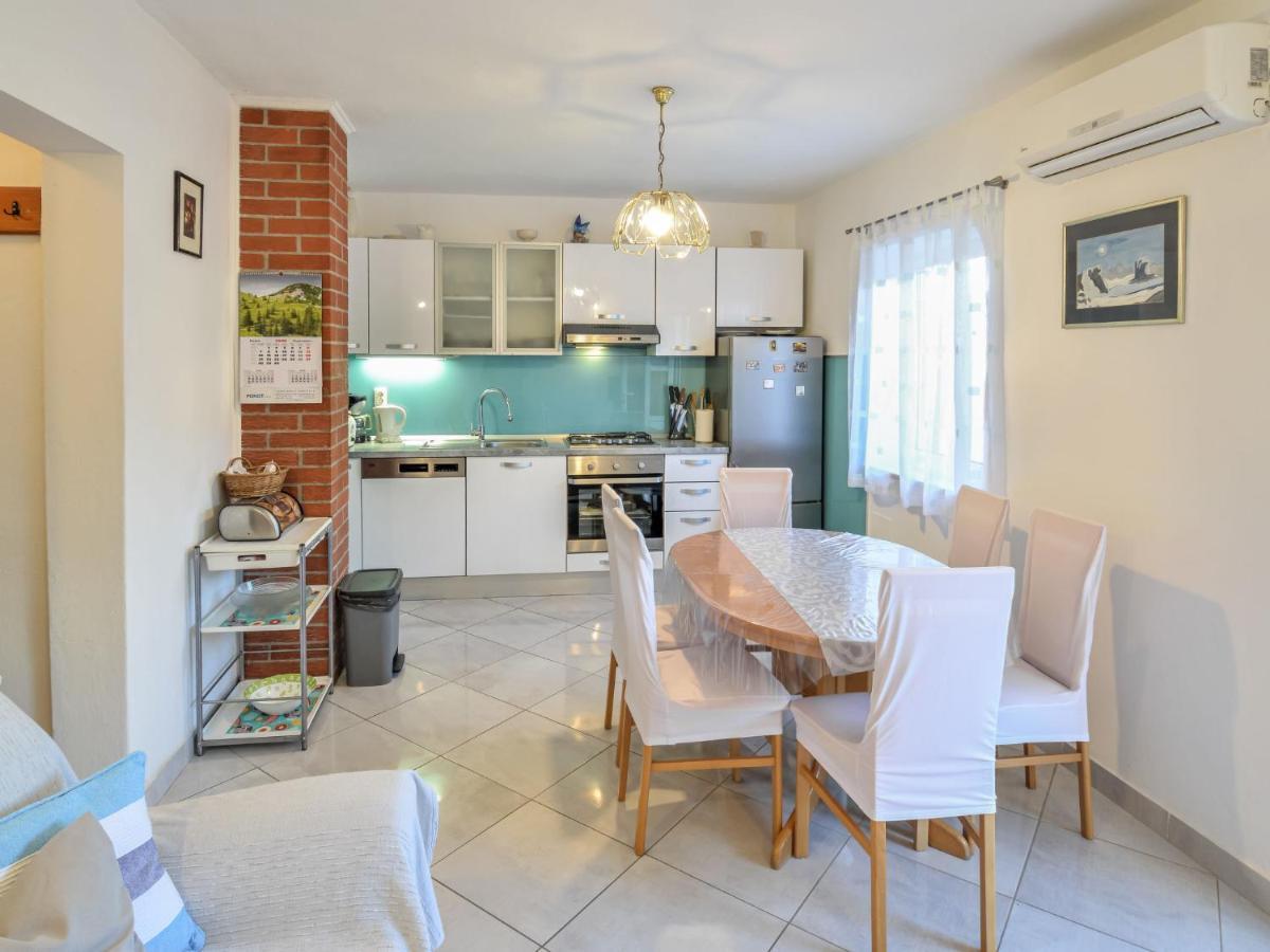 Apartment Ana - Brc100 By Interhome Supetar Kültér fotó