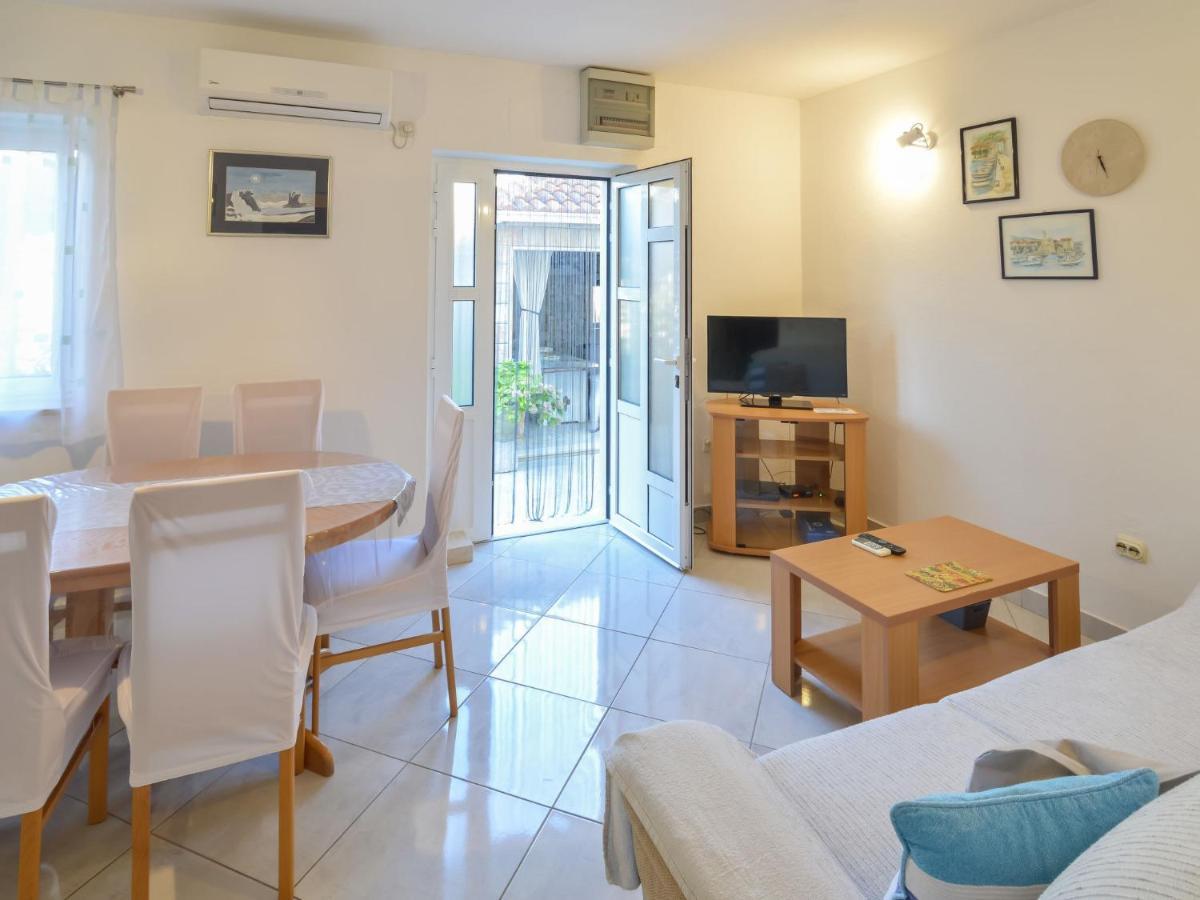 Apartment Ana - Brc100 By Interhome Supetar Kültér fotó