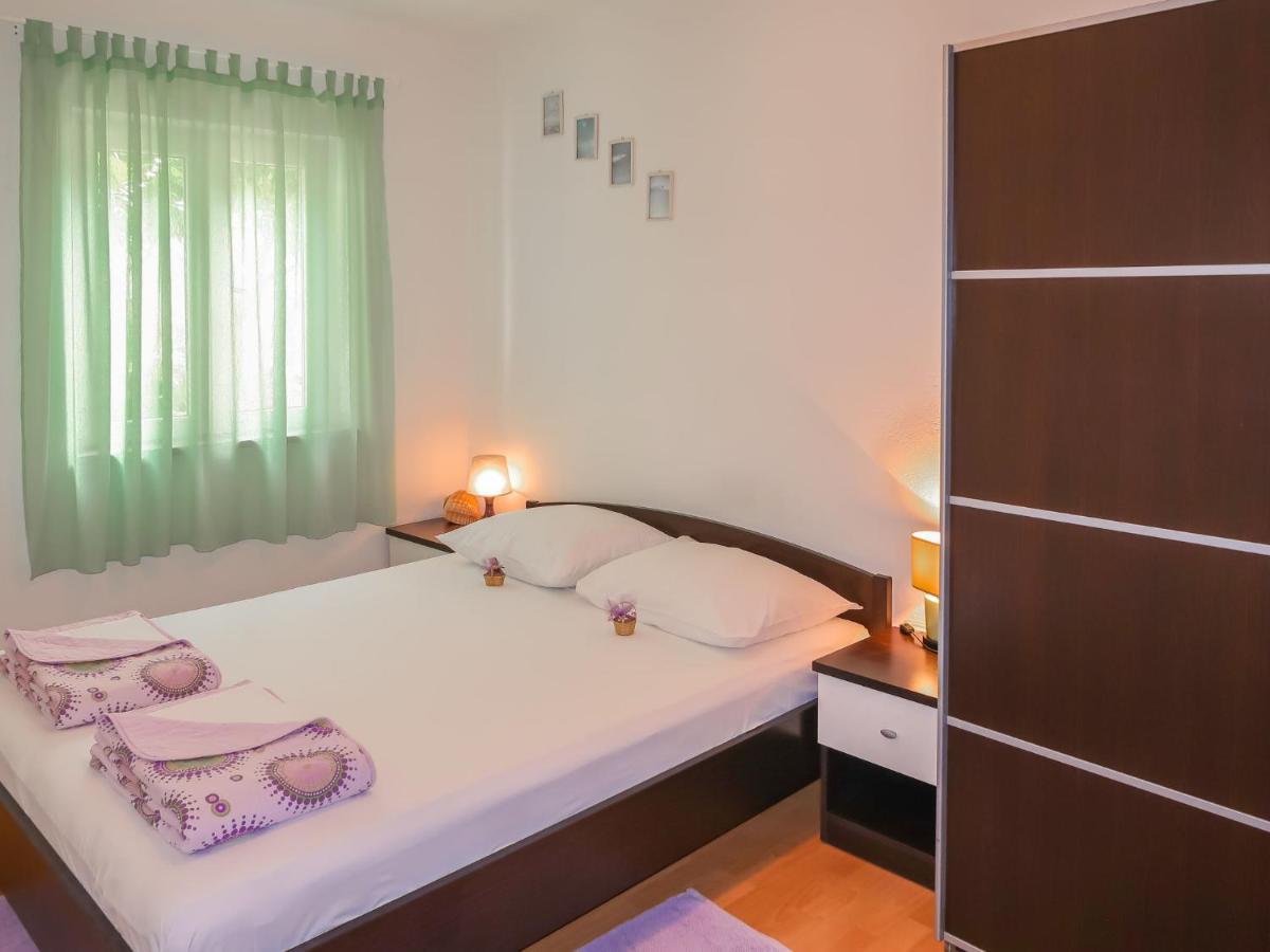 Apartment Ana - Brc100 By Interhome Supetar Kültér fotó